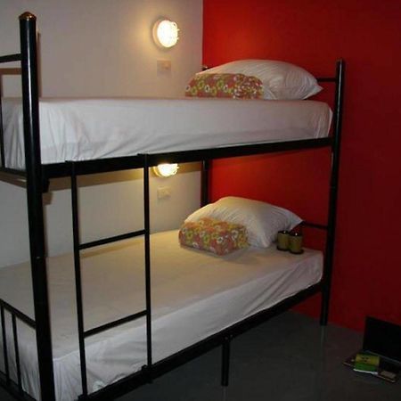 Kool Backpacker Hostel Patong Extérieur photo